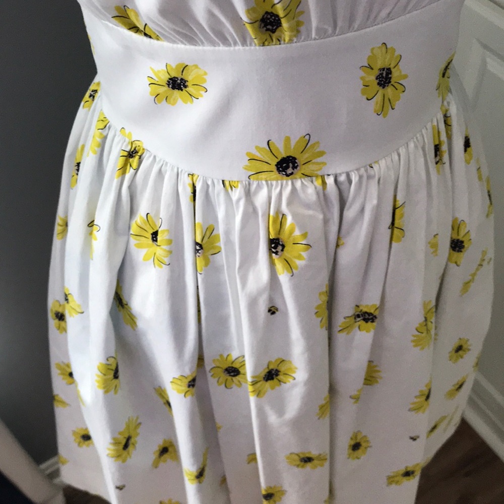 Kate Spade Daisy Dress - Picture 4 of 5